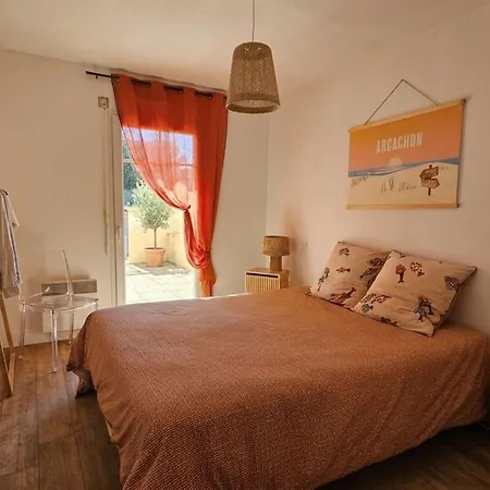 Apartment With Terrace In *