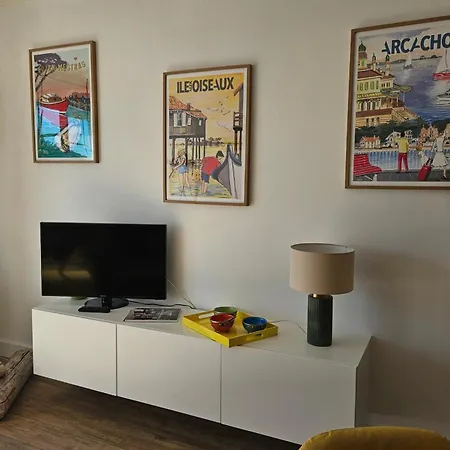 Apartment With Terrace In Gujan-Mestras